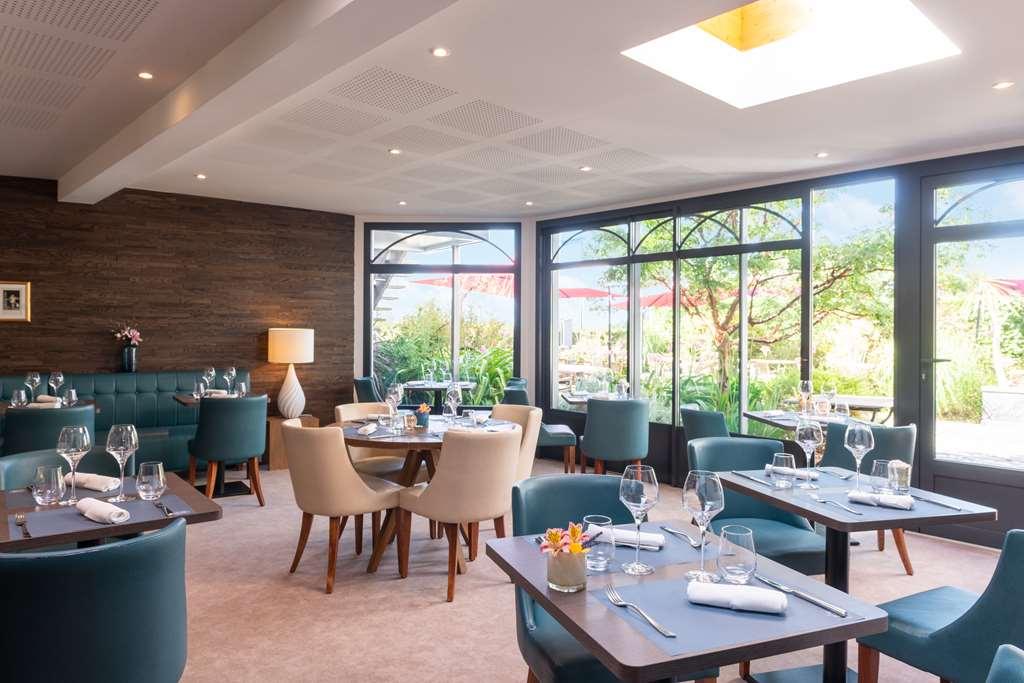 Hotel Traiteur Les Ormes, The Originals Relais Barneville-Carteret Restaurant foto